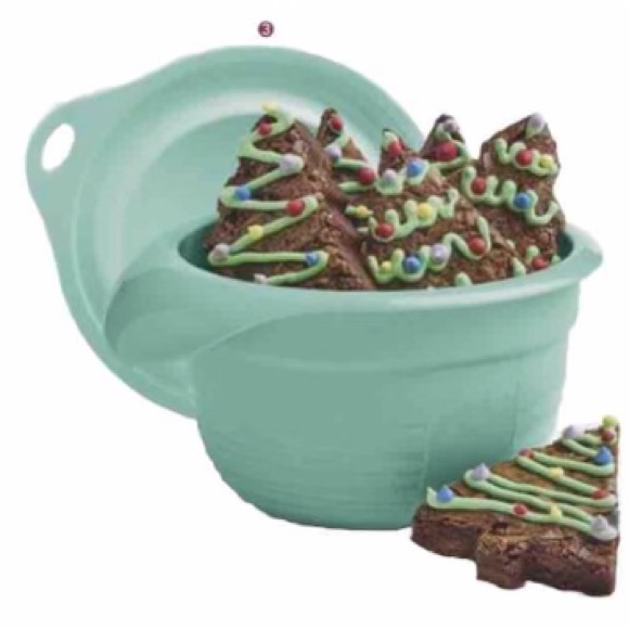 Tupperware Classic Mixing Bowl   Green Color - Picture 3 of 4
